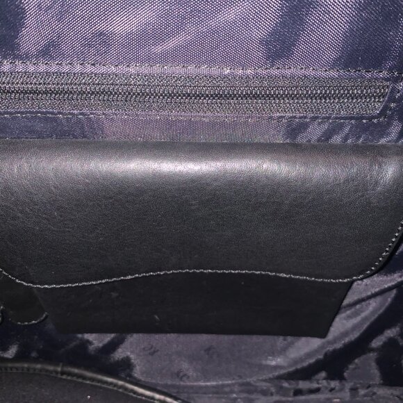 RARE! Kenneth Cole New York Vintage Black Leather Doctor-Style Satchel - Picture 6 of 14